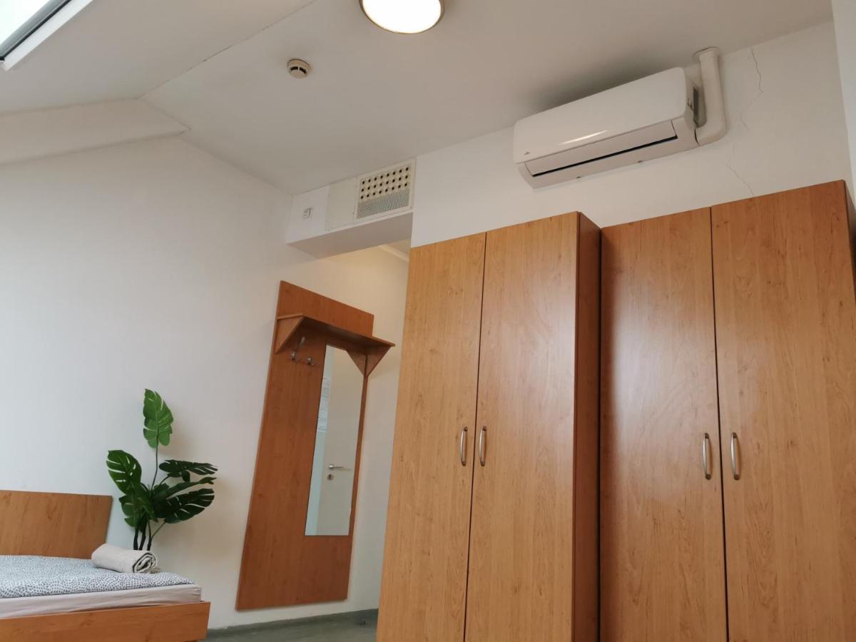 Hostel Hid Ifjusagi Szallo Dunaújváros Zewnętrze zdjęcie