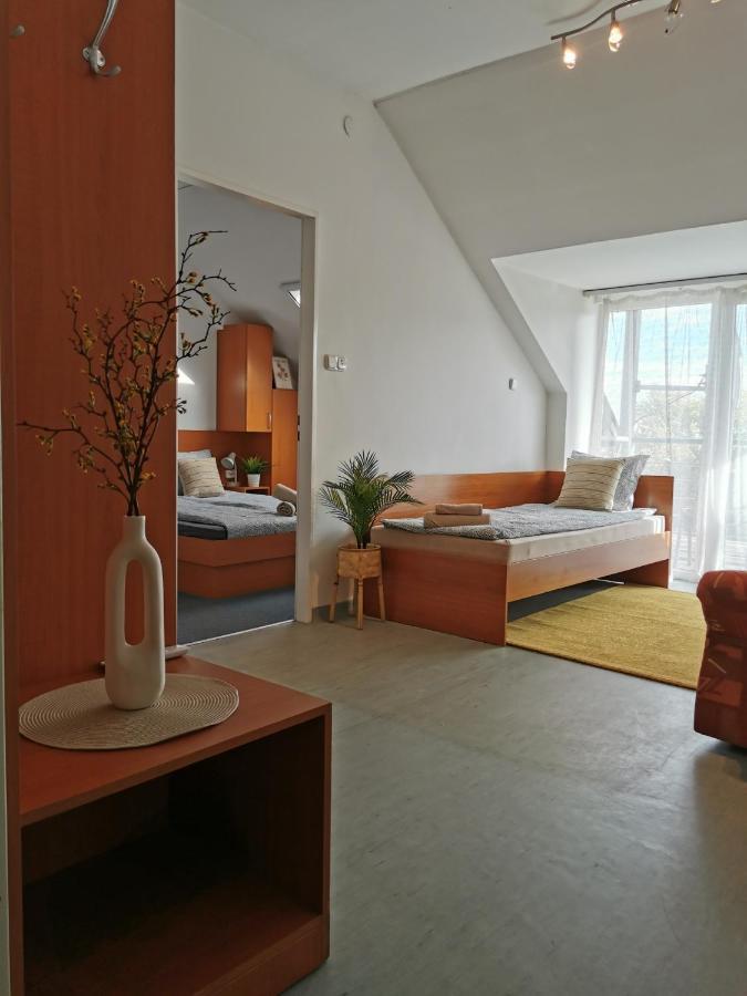 Hostel Hid Ifjusagi Szallo Dunaújváros Zewnętrze zdjęcie