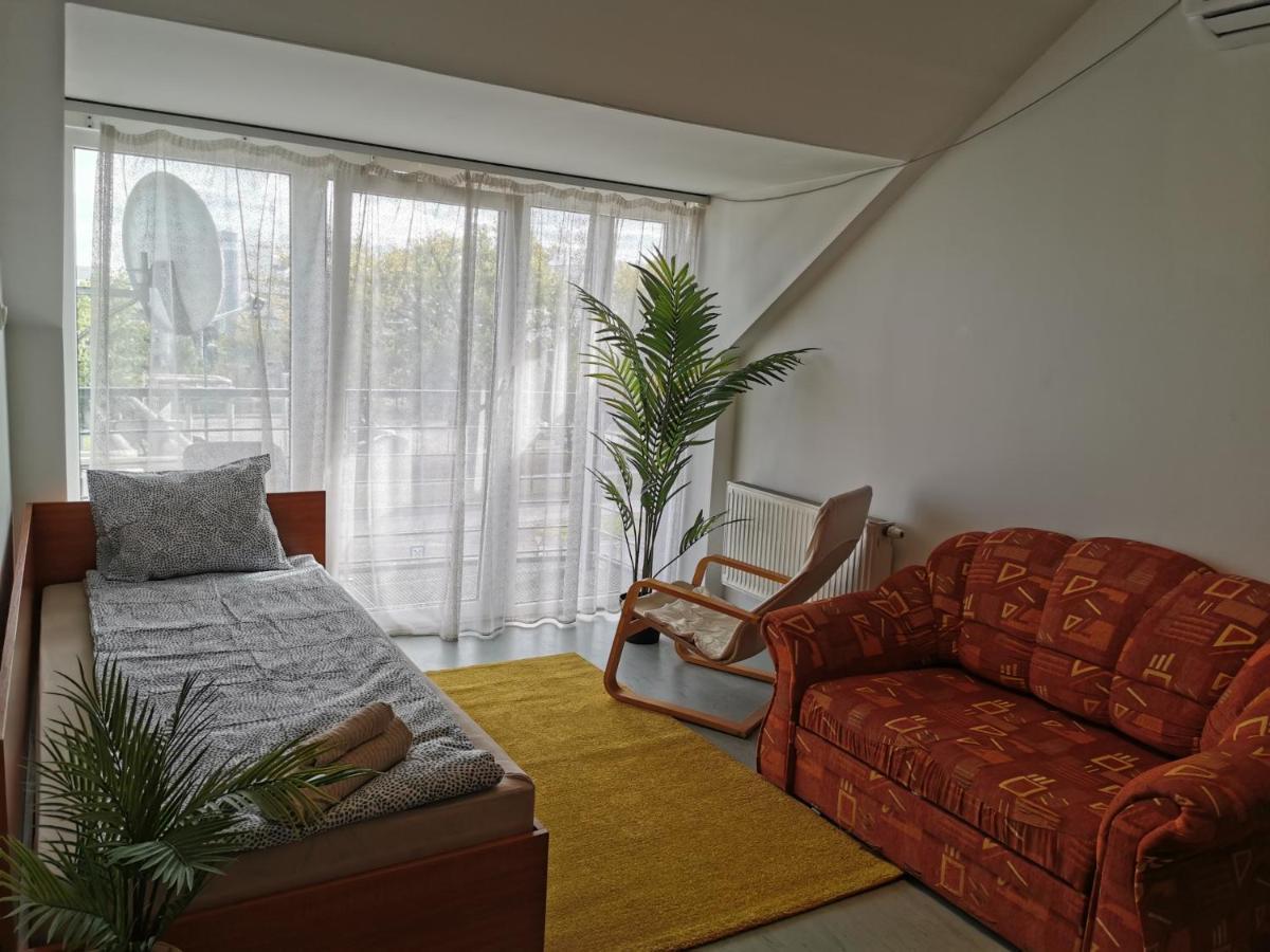 Hostel Hid Ifjusagi Szallo Dunaújváros Zewnętrze zdjęcie